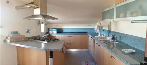 5 rooms Apartment in Grosseto, Italy No. 35549 10