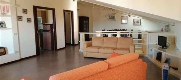 5 rooms Apartment in Grosseto, Italy No. 35549 16