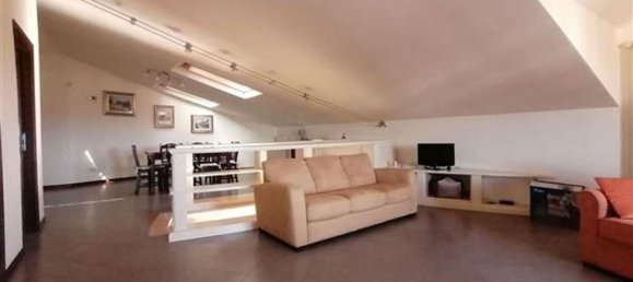 5 rooms Apartment in Grosseto, Italy No. 35549 18