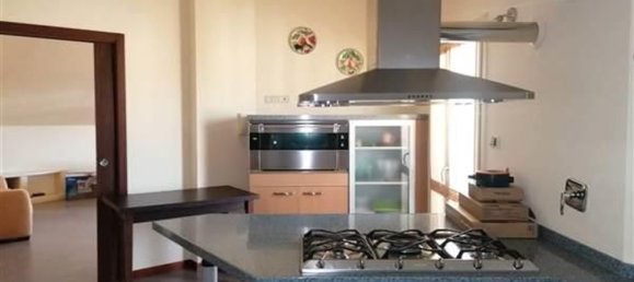 5 rooms Apartment in Grosseto, Italy No. 35549 13
