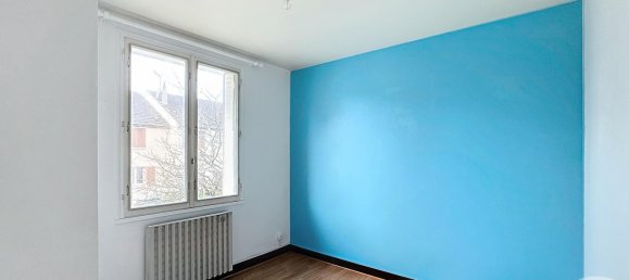 Casa de 3 dormitorios en Salbris, France No. 49383 3