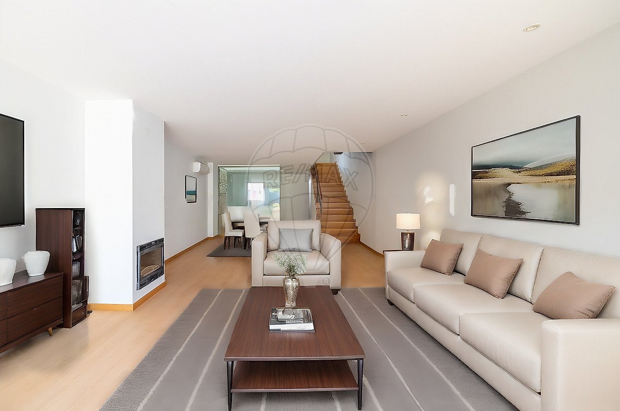 3 غرف نوم منزل في Porto, Portugal رقم 137133