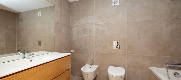 3 غرف نوم منزل في Porto, Portugal رقم 137133 22