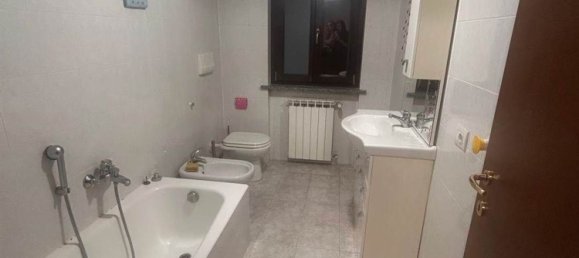 Villa de 4 habitaciónes en Vigevano, Italy No. 273253 4