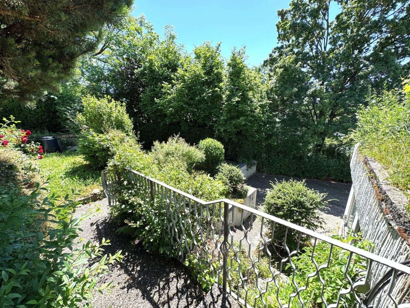 4 bedrooms Bungalow in Rems-Murr-Kreis, Germany No. 264701