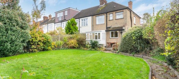 3 غرف نوم عقار تجاري في Beckenham, United Kingdom رقم 963 12