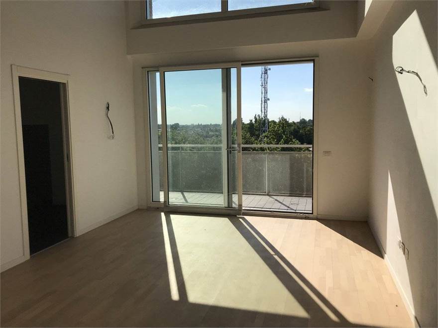 2 bedrooms Duplex in Carpi, Italy No. 75725