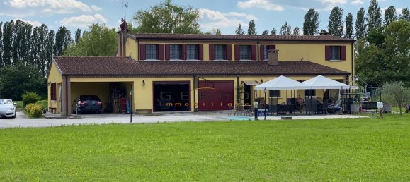 6 rooms Villa in Albignasego, Italy No. 135626 2