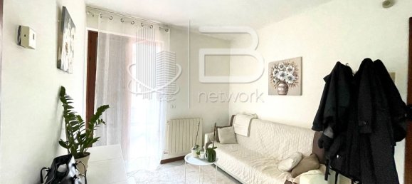 3-salle Appartement à Massa e Cozzile, Italy No. 280463 6