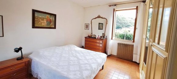 3 bedrooms House in Terni, Italy No. 272968 3