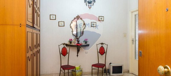 Apartamento de 9 habitaciónes en Catania, Italy No. 305601 8