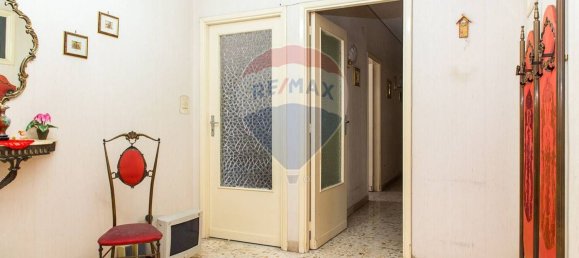 Apartamento de 9 habitaciónes en Catania, Italy No. 305601 9