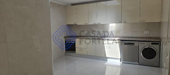 Casa de 2 dormitorios en Porto, Portugal No. 187433 10