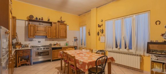 5 Schlafzimmer Wohnung in Pioltello, Italy, Nr. 83541 10