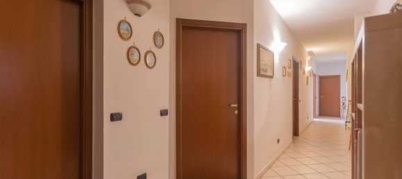 5 Schlafzimmer Wohnung in Pioltello, Italy, Nr. 83541 14