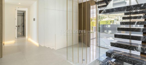 5 bedrooms Villa in Albufeira, Portugal No. 7534 10