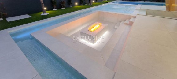 5 bedrooms Villa in Albufeira, Portugal No. 7534 3