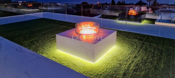 5 bedrooms Villa in Albufeira, Portugal No. 7534 2