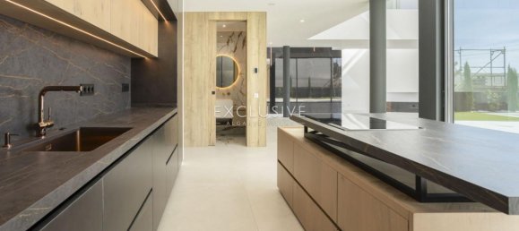 5 bedrooms Villa in Albufeira, Portugal No. 7534 6