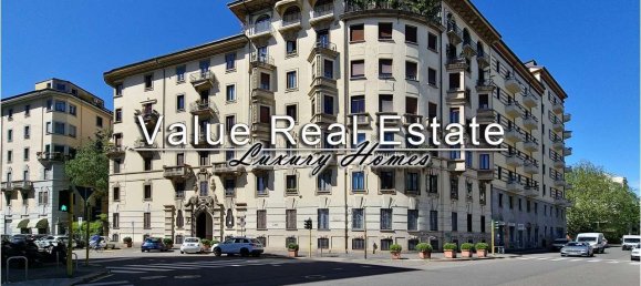 Ático de 2 dormitorios en Milan, Italy No. 291804 3