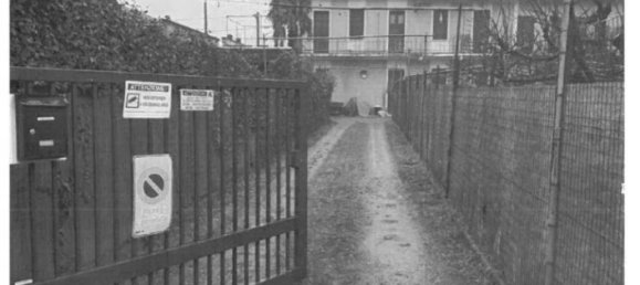 Apartamento de 6 dormitorios en Cardano al Campo, Italy No. 281665 2