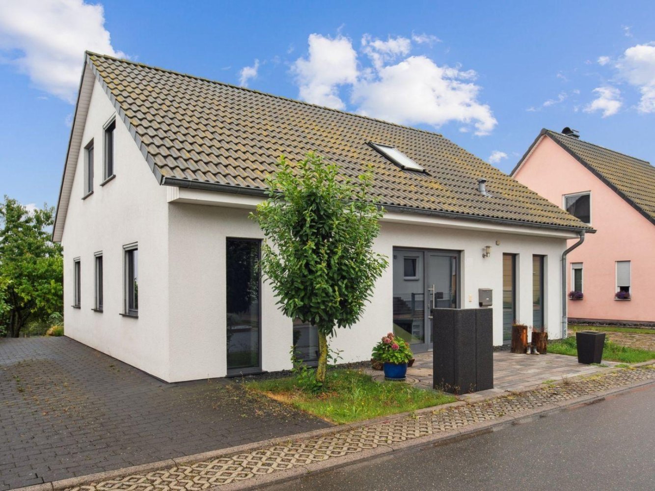 Casa de 6 habitaciónes en Weimar, Germany No. 276649