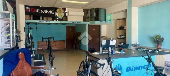 235m² Commercial property in Avigliana, Italy No. 176810 3