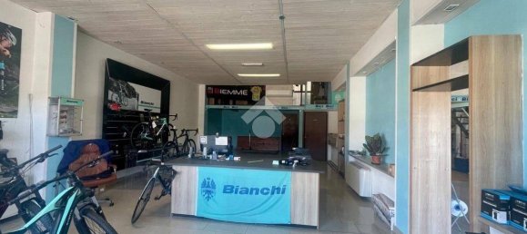 235m² Commercial property in Avigliana, Italy No. 176810 4