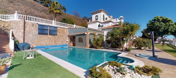 8 Schlafzimmer Villa in Malaga, Spain, Nr. 53153 4