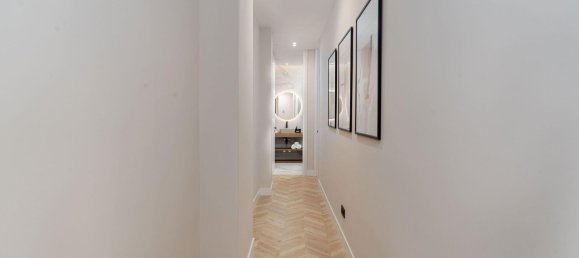 Apartamento de 3 dormitorios en Madrid, Spain No. 125034 12