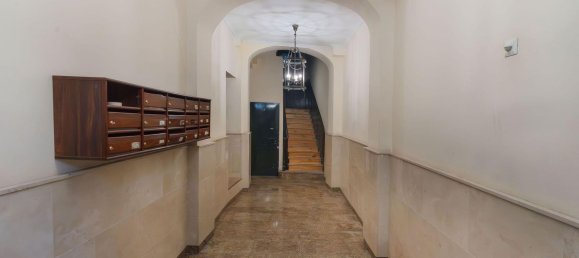 Apartamento de 3 dormitorios en Madrid, Spain No. 125034 19