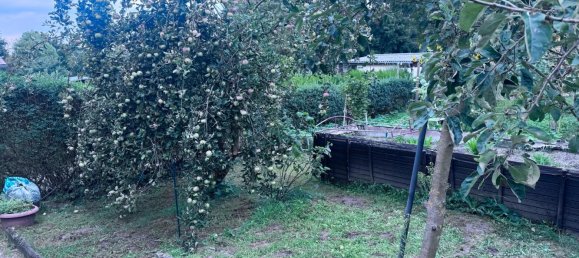 Land in Britz, Germany No. 372170 5