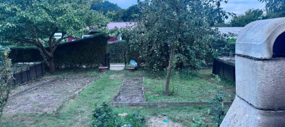 Land in Britz, Germany No. 372170 3