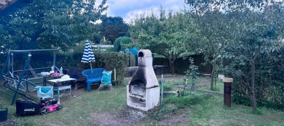 Land in Britz, Germany No. 372170 8