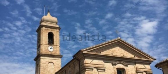 4 bedrooms Apartment in Belmonte Piceno, Italy No. 71639 3