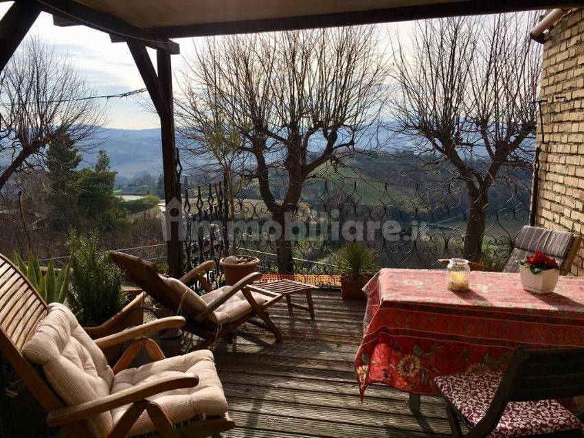 4 bedrooms Apartment in Belmonte Piceno, Italy No. 71639