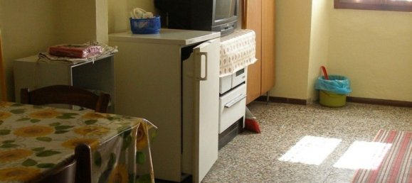 2 rooms Apartment in Arezzo, Italy No. 214612 3