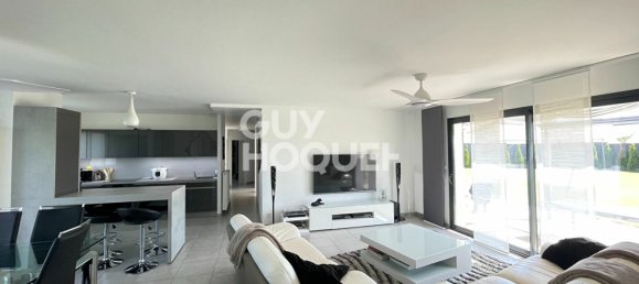 Casa de 4 dormitorios en Saint-Just, France No. 63881 2