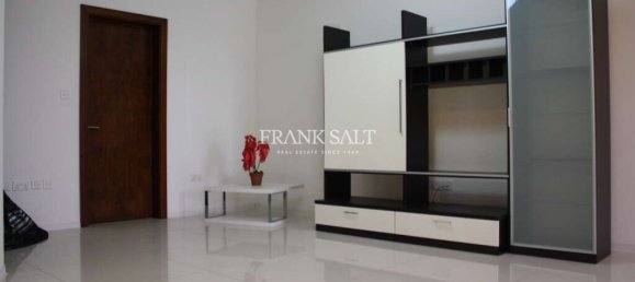 3 bedrooms Villa in Naxxar, Malta No. 8302 3