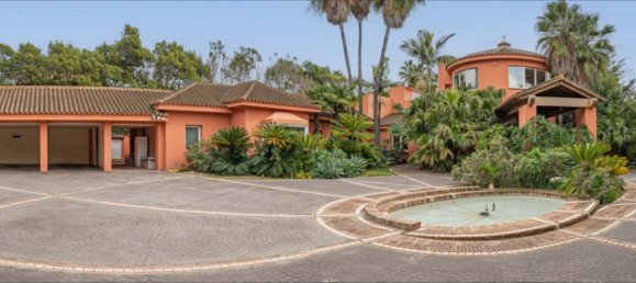 5 bedrooms Villa in Marbella, Spain No. 47936 23