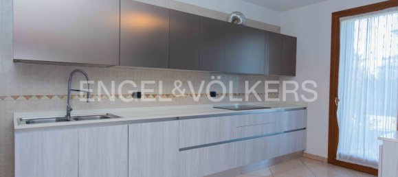 6 bedrooms Villa in Noventa Padovana, Italy No. 102910 34