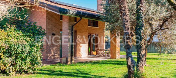 6 bedrooms Villa in Noventa Padovana, Italy No. 102910 25