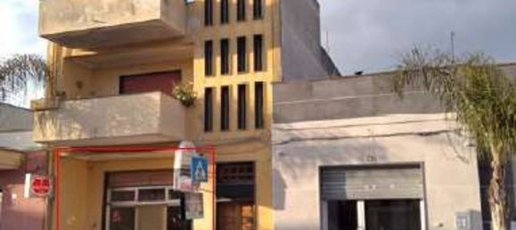 300m² Commercial property in Latiano, Italy No. 185672 4