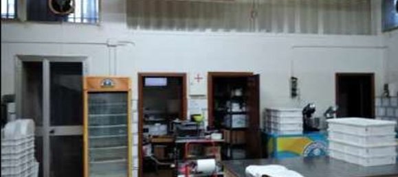 300m² Commercial property in Latiano, Italy No. 185672 19