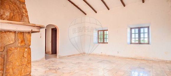 2 bedrooms House in Portimao, Portugal No. 37643 4