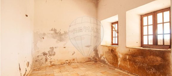 2 bedrooms House in Portimao, Portugal No. 37643 10