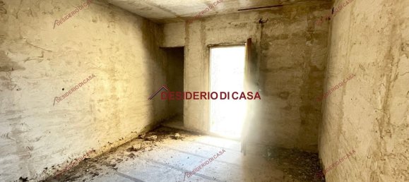 Casa de 10 habitaciónes en Lascari, Italy No. 135258 9