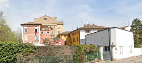 7 rooms Apartment in San Felice sul Panaro, Italy No. 94978 2