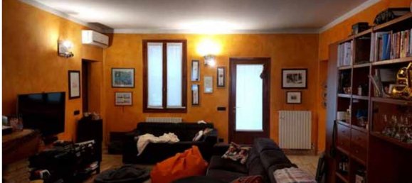 7 rooms Apartment in San Felice sul Panaro, Italy No. 94978 11