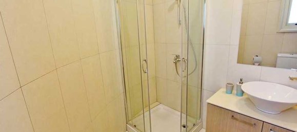 Propiedad comercial de 4 dormitorios en Pyla, Cyprus No. 18154 10